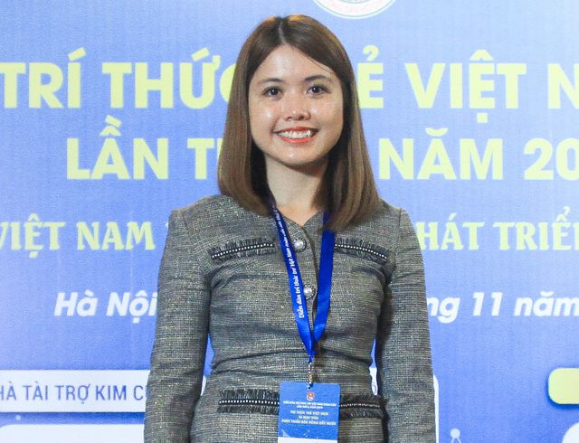 Nữ thạc sĩ 8x đi 40 quốc gia, quyết tâm đưa bạn trẻ Việt thành công dân toàn cầu